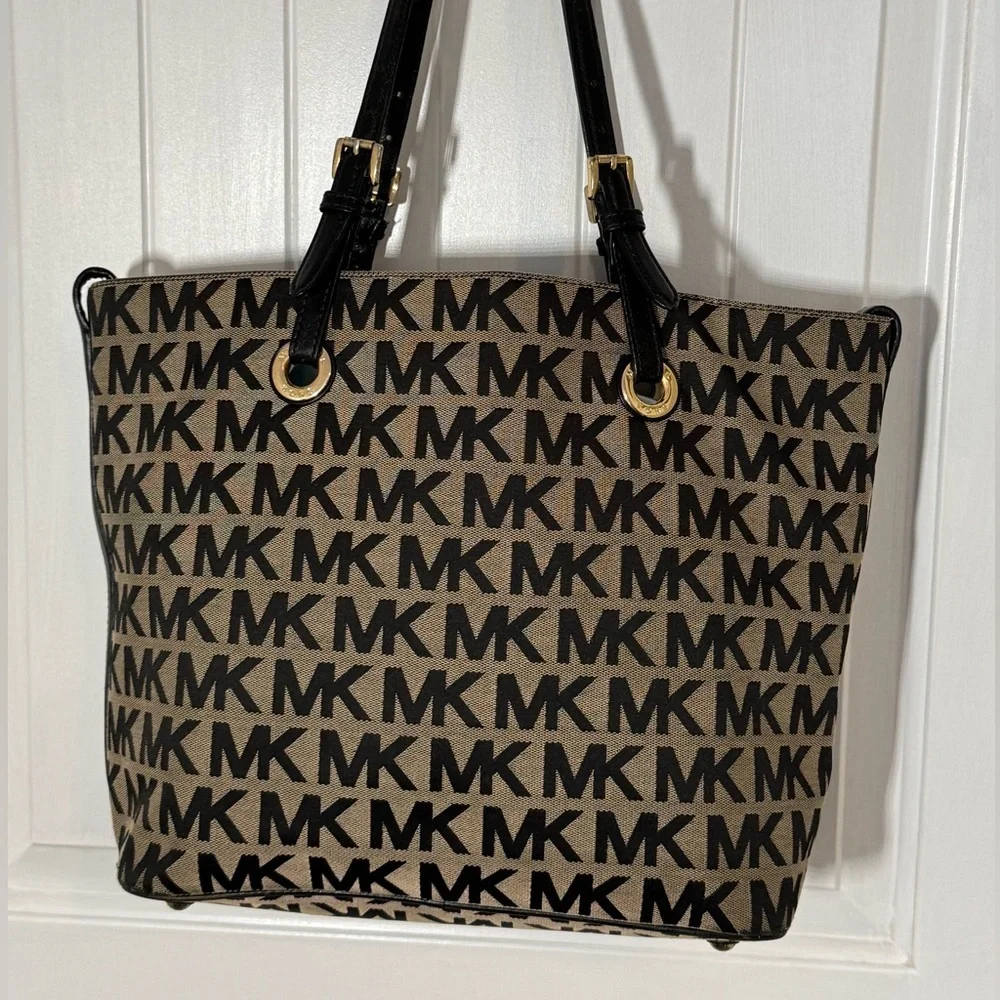 Michael Kors Monogram Tan and Black Jet Set Tote